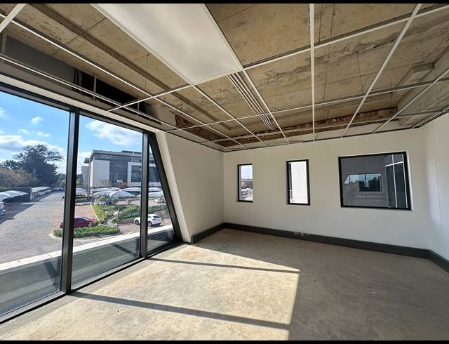1,630M² OFFICE TO LET IN CENTURION CENTRAL